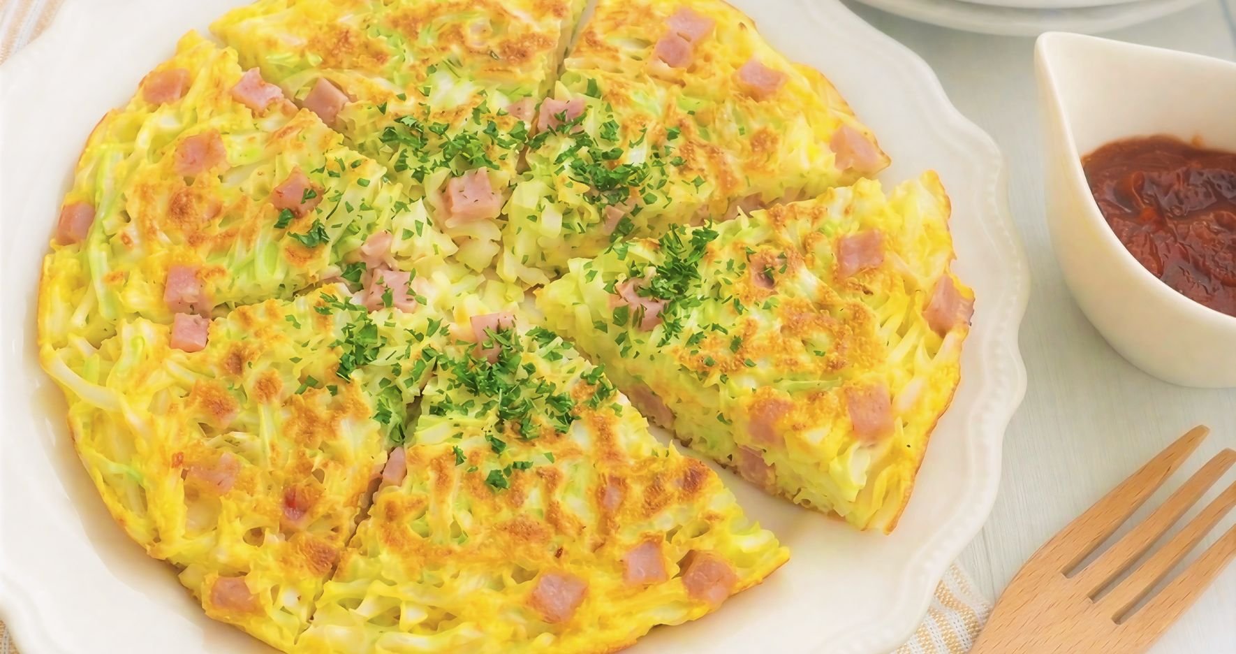 シャキふわ💕キャベツのオープンオムレツ | ハナマルレシピ | おみそ