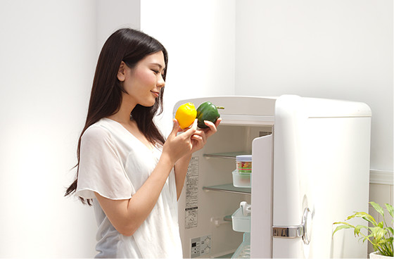 写真：肉、野菜の残り物を腐らせてしまう