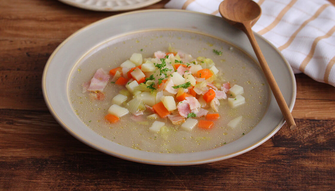 たっぷり野菜のうま塩スープ