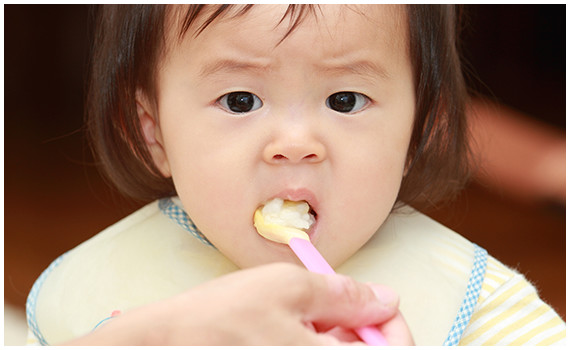 離乳食の調味料に悩んでいる写真1