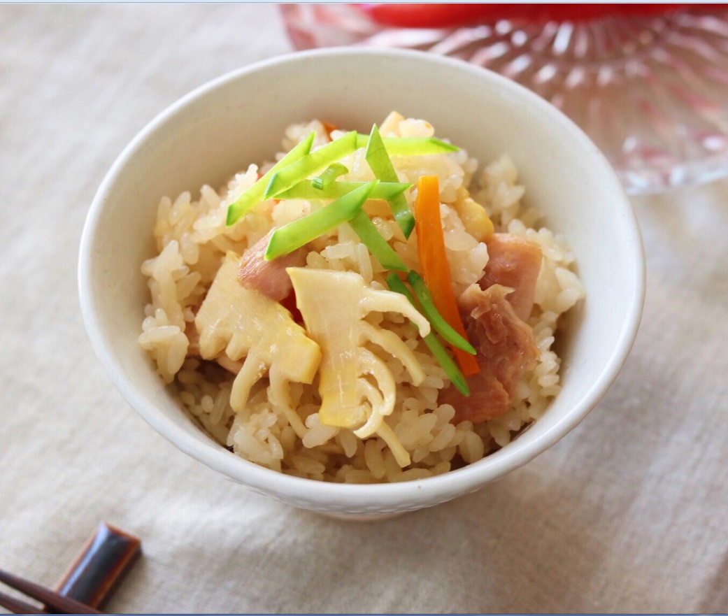 液体塩こうじで！筍と鶏肉の炊き込みごはん