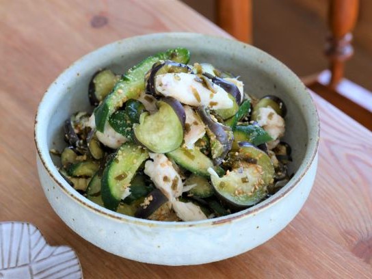 秋なすと鶏ささみのさっぱりうま味和え🍂