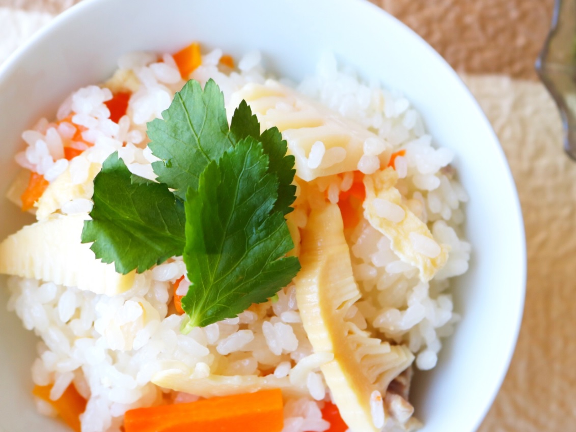 簡単 液体塩こうじで筍ご飯 おみそならハナマルキ 簡単 液体塩こうじで筍ご飯 おみそならハナマルキ