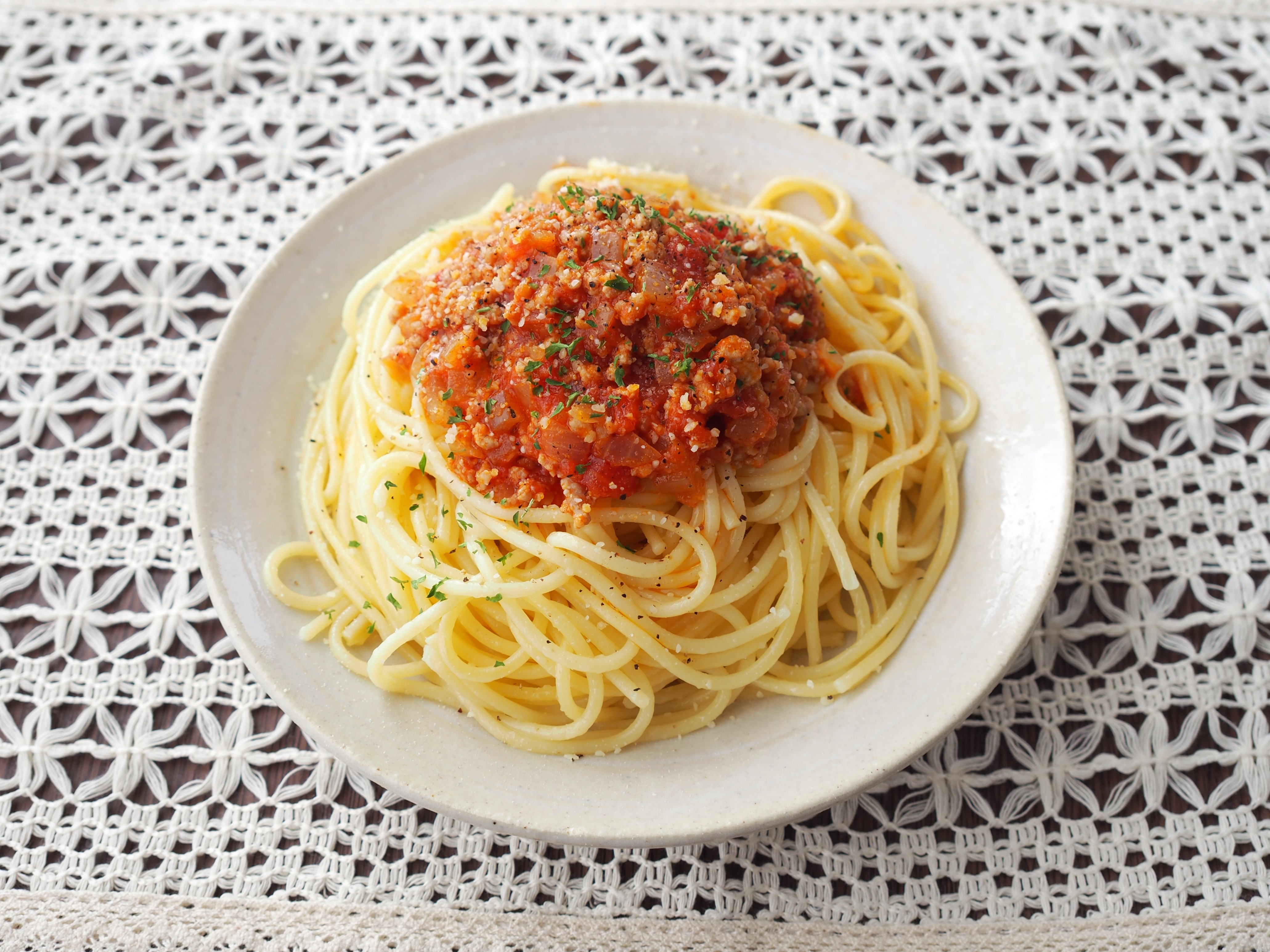 ランチにもぴったりミートソーススパゲティ